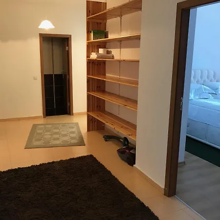 Apartment Persey Semiramida Gardens Belchin